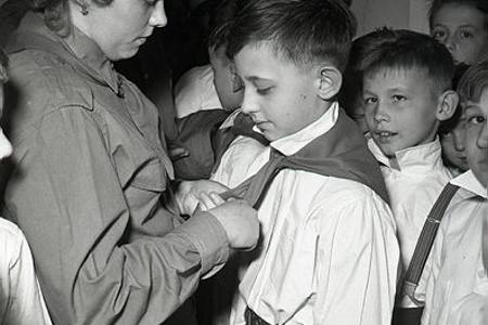 Budovať a brániť socialistickú vlasť – buď pripravený