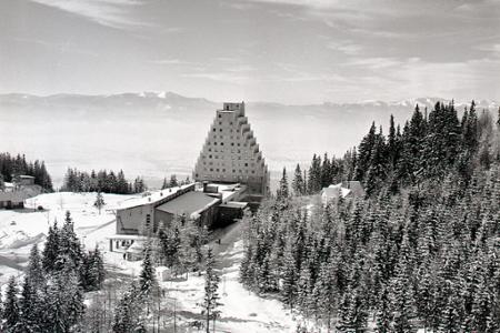 Zasnežené Tatry vítajú milovníkov zimnej rekreácie 