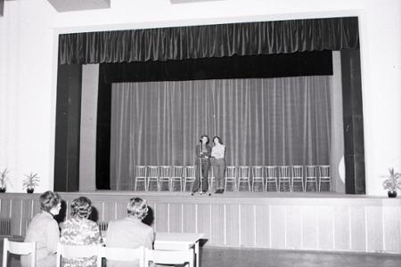 Rok 1980:Občania Trenčianskej Turnej si postavili kultúrny dom