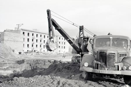 Rok 1958: Pod Nitrianskym hradom rastie nová obytná štvrť