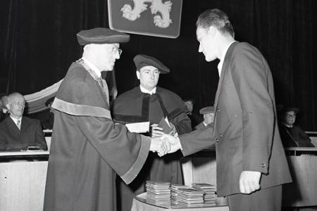 Rok 1963: Prvé promócie na Vysokej škole dopravnej v Žiline