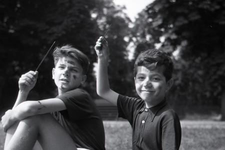 Rok 1954: Slováci pozorujú zatmenie Slnka