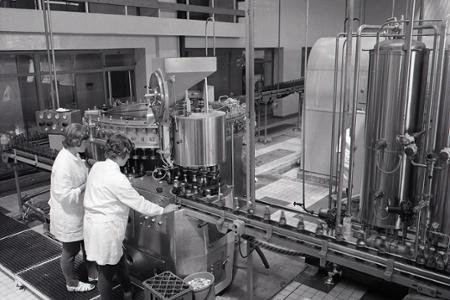 Rok 1974: Na trhu sa objavil nový nealkoholický nápoj