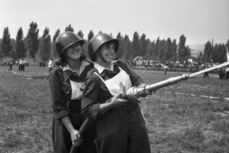 Rok 1959: V Bratislave vrcholí celoštátna súťaž požiarnikov