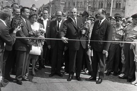 Rok 1968: V Komárne dali do prevádzky sklápací most 