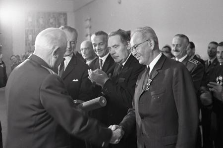 Rok 1969: Udeľujú sa najvyššie štátne vyznamenania