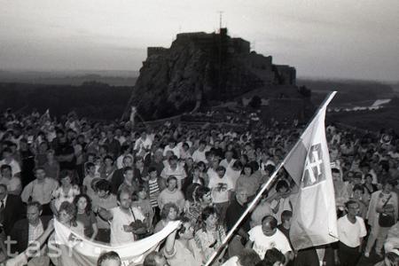 Rok 1992:  Slovenský parlament schválil Deklaráciu o zvrchovanosti SR