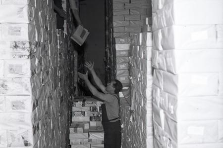 Rok 1953: Začalo sa s distribúciou nových učebníc