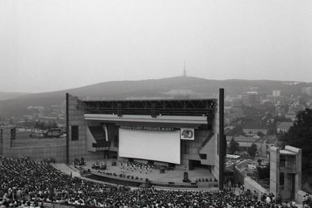 Rok 1984: V Bratislave otvorili nový amfiteáter